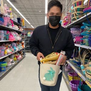 Meet your Posher, Damon